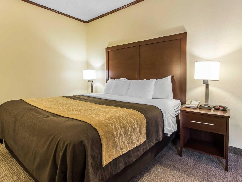 Фото Ardmore Inn & Suites