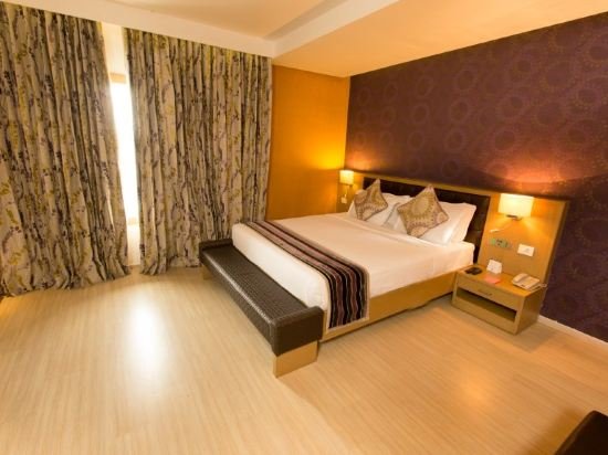 Фото Hash Six Hotels