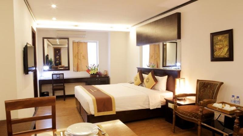 Фото May de Ville City Centre 2 Hotel