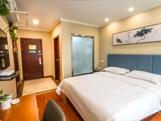 Фото GreenTree Inn Suzhou Shilu Walk Street West Ganjiang Road Shell Hotel