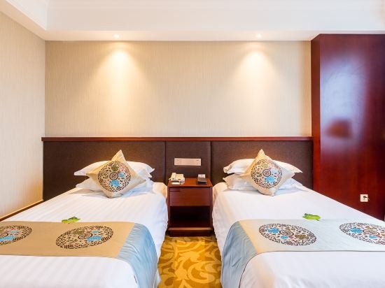 Фото Jiangsu Cuipingshan Hotel