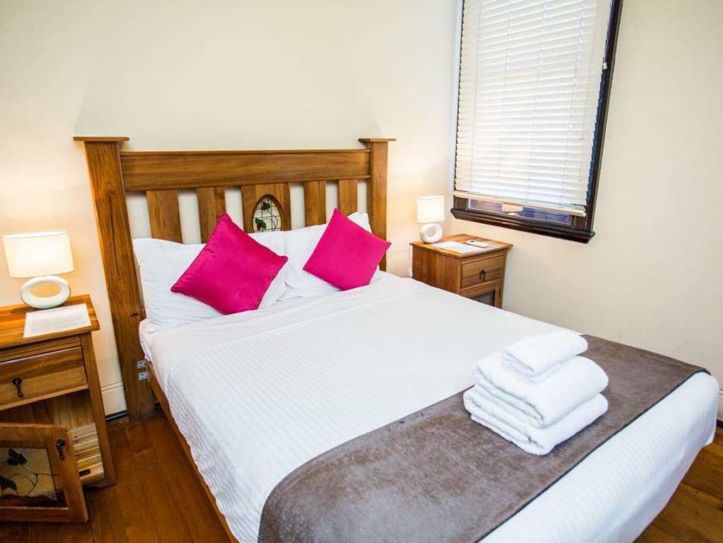 Фото Sydney Harbour Bed & Breakfast