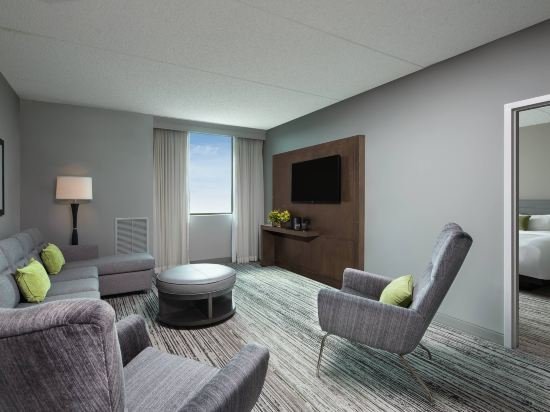 Фото Marriott Columbus Northwest