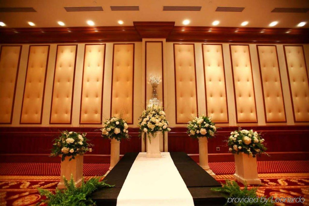 Фото Conrad Indianapolis