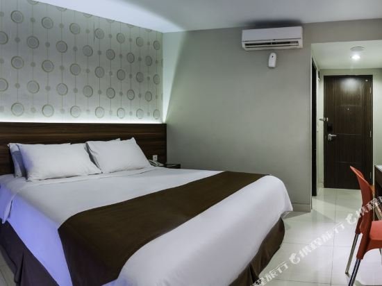Фото Hotel New Coklat