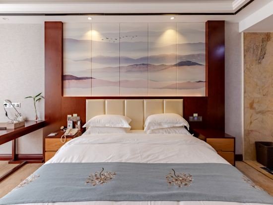 Фото Guangde County Hengshan Hotel - Xuancheng