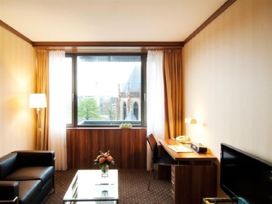 Фото Living Hotel Düsseldorf