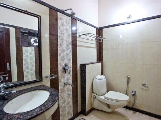 Фото Hotel Kalyan