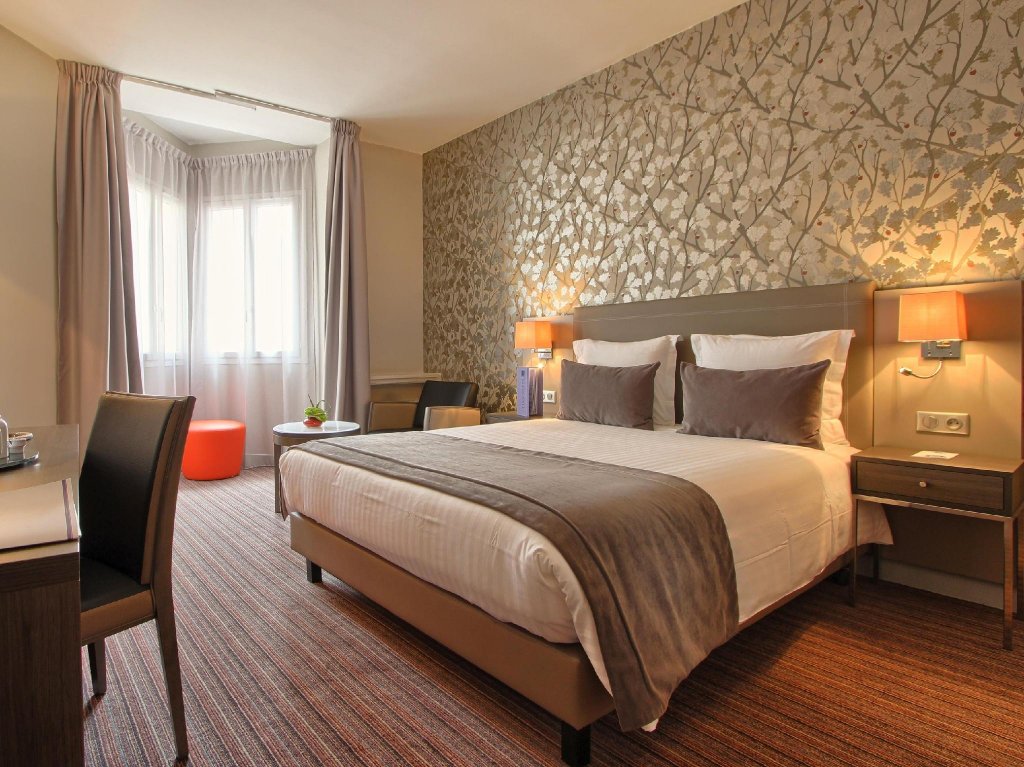 Фото Timhotel Opéra Blanche Fontaine