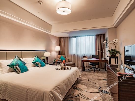 Фото Crowne Plaza Changshu
