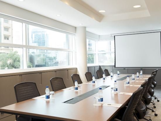 Фото Grand Mercure São Paulo Vila Olímpia