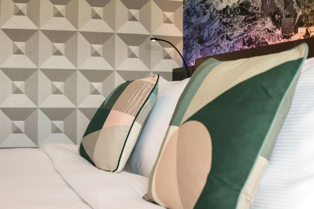 Фото Savoy Hotel Rotterdam