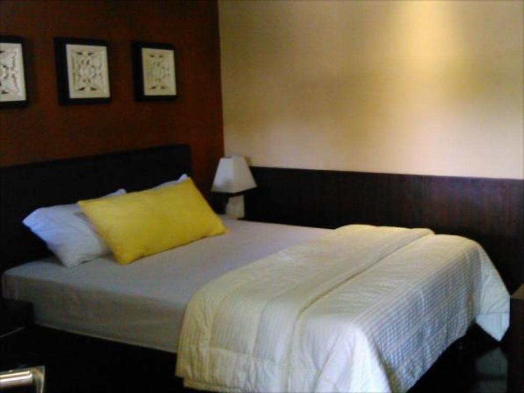 Фото Negara Hotel