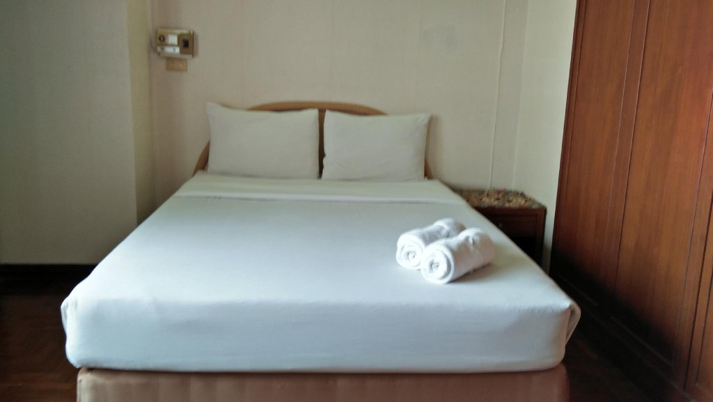 Фото Supanich Railway Station