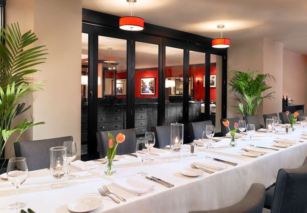 Фото Sheraton Gateway Los Angeles Hotel