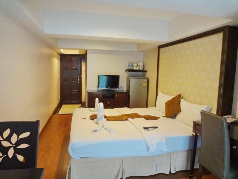 Фото Maleez Lodge Hotel and Restaurant