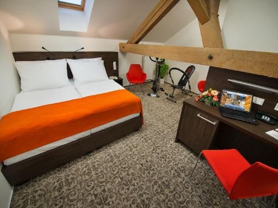 Фото Ea Business Hotel Jihlava