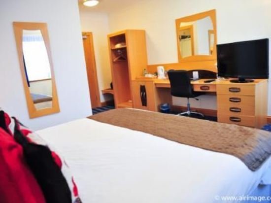 Фото The Park Hotel