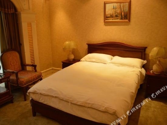 Фото Jiangsu Cuipingshan Hotel