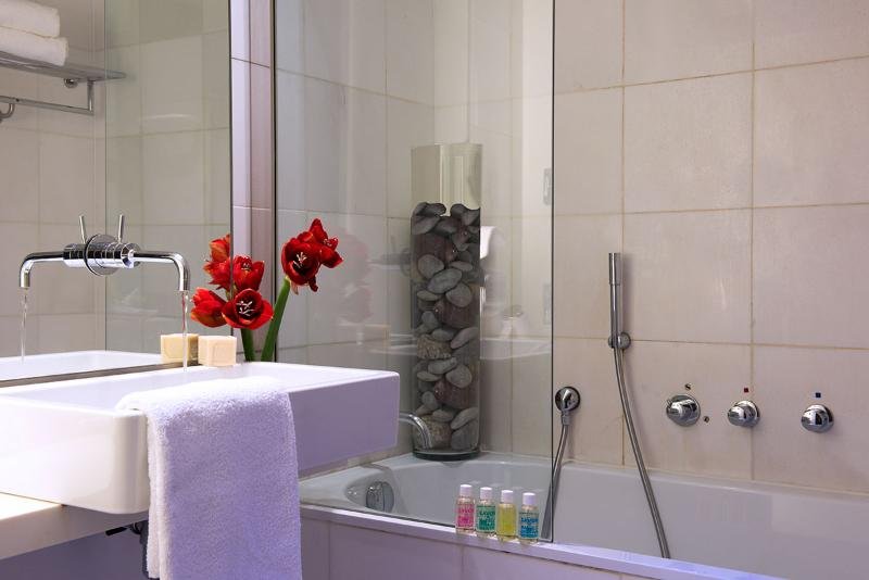 Фото Hotel Beau Rivage