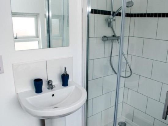 Фото Trivelles Liverpool