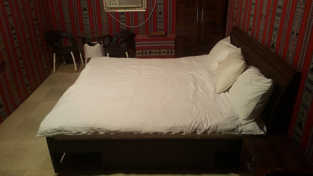 Фото Bidiyah Desert Camp