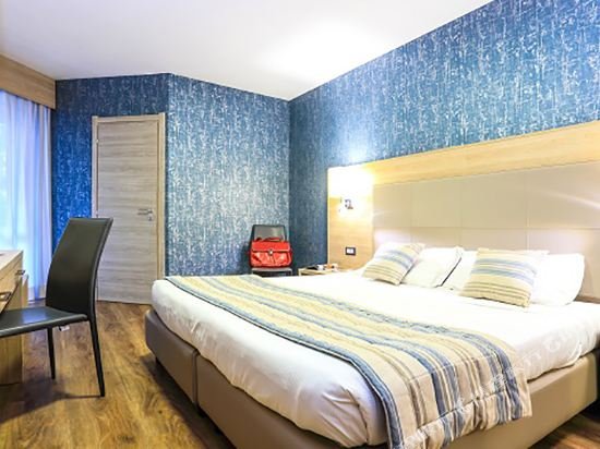 Фото Alma Di Alghero Hotel