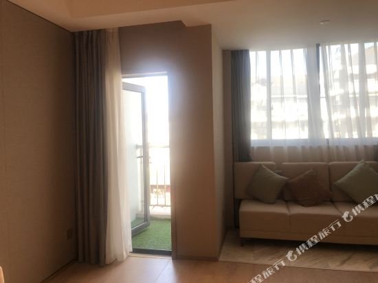 Фото The Hotel V Confucius Temple