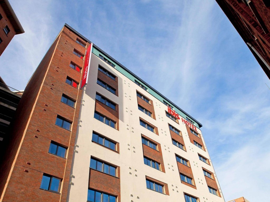 Фото ibis Belfast City Centre Hotel