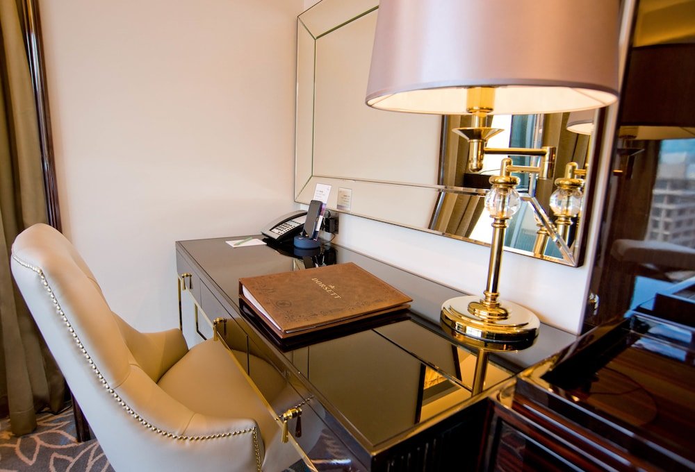 Фото Dorsett City London