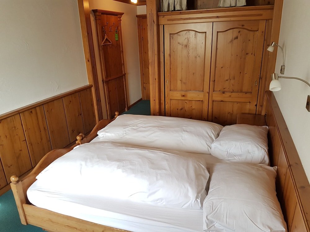 Фото Hotel zum Kreuz