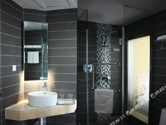 Фото GreenTree Inn Ningbo Beilun District Meishan Beach Business Hotel