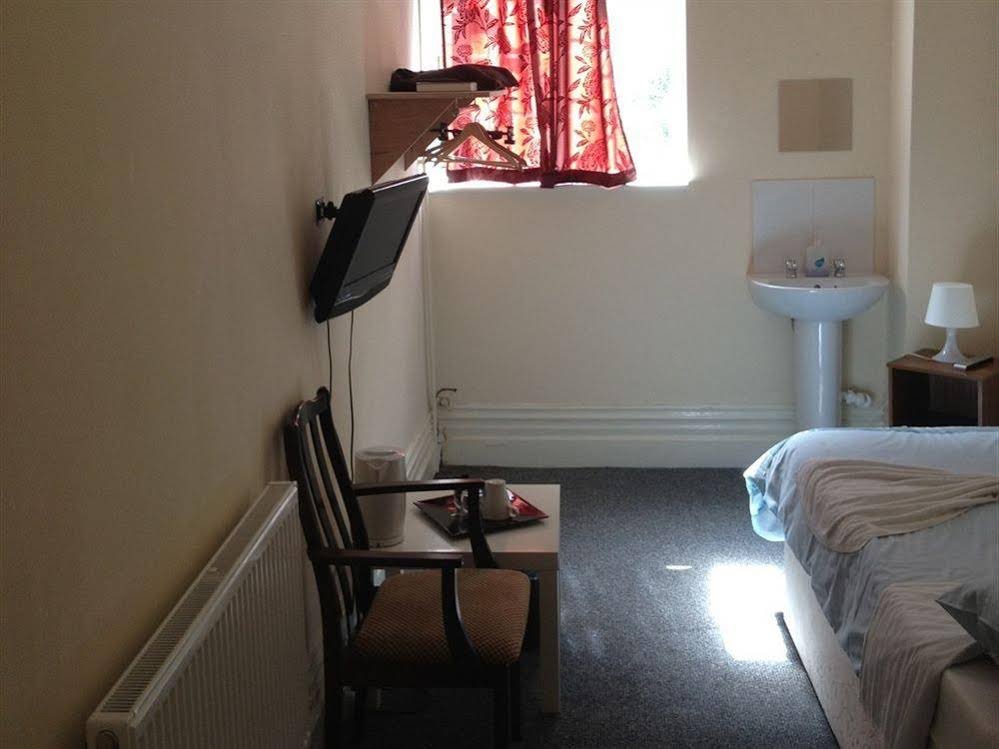 Фото Tennyson House Hotel