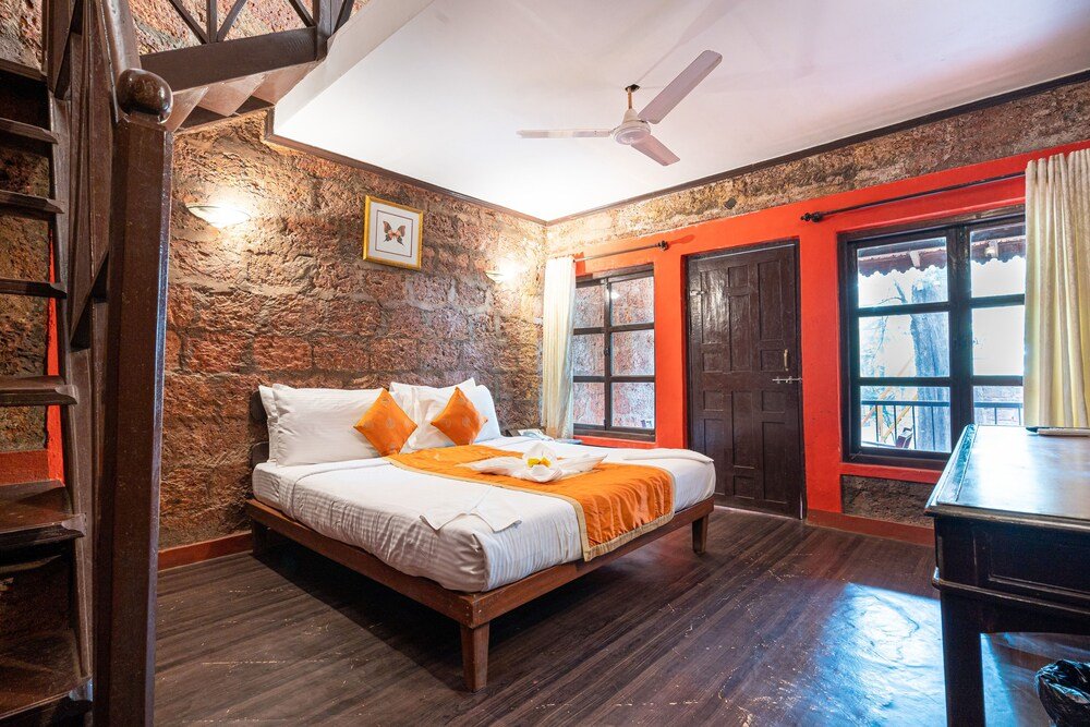 Фото Lotus Eco Beach Resort Murud