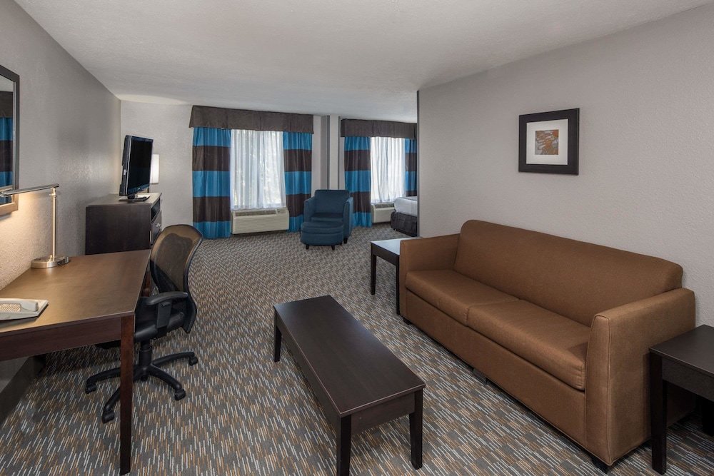 Фото Wingate by Wyndham Columbus