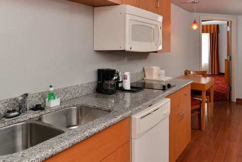 Гостиница Comfort Suites At Virginia Center Commons в Глен Аллен
