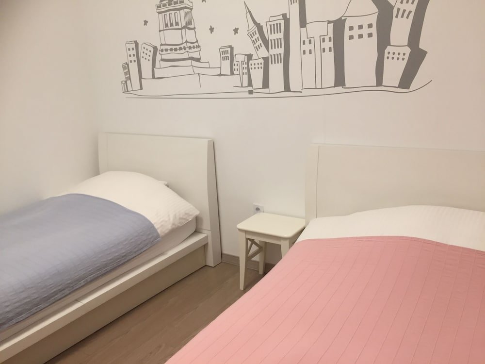 Фото Incheon Airport Happy Place Guesthouse