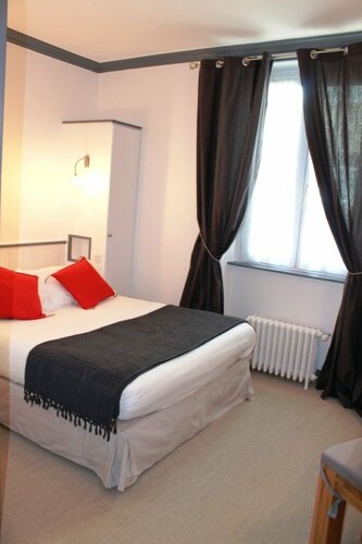 Гостиница Quic EN Groigne в Динане