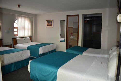 Гостиница Colonial Plaza Hotel в Пуно