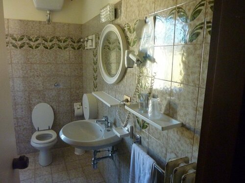 Внешний вид отеля Il Cochino в Монтале, фото 5