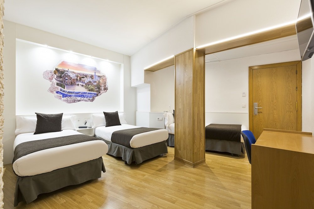 Фото Hotel Travessera