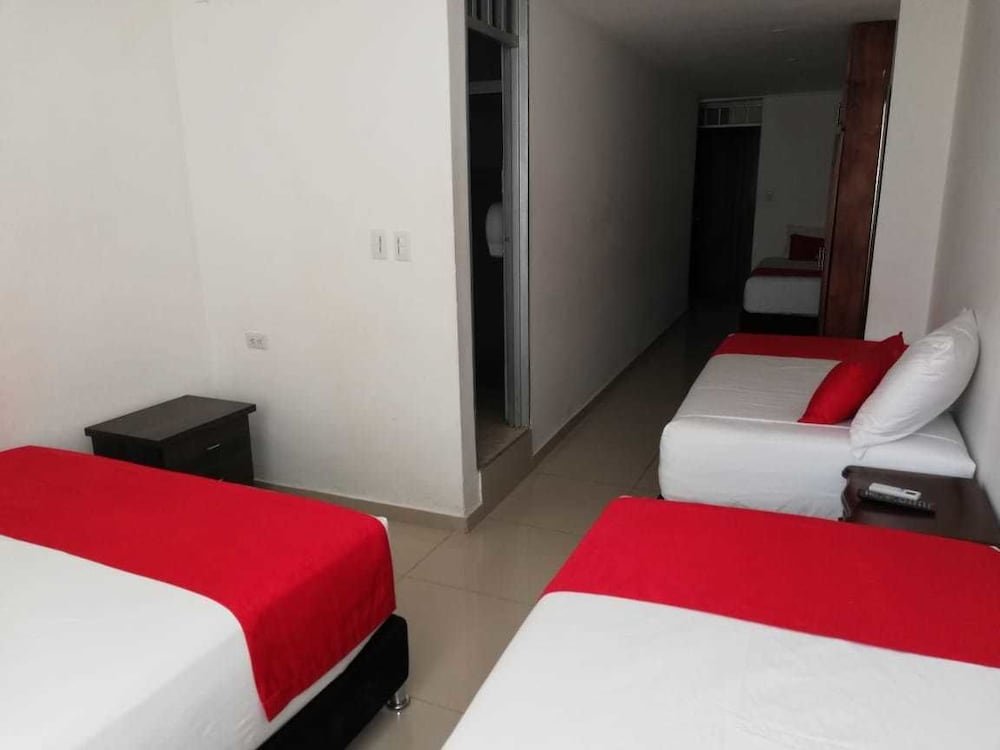 Фото Hotel Cafe Plaza