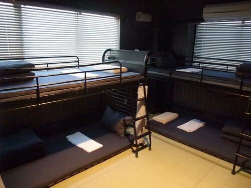 Хостел International Guesthouse Azure Narita - Hostel в Нарите