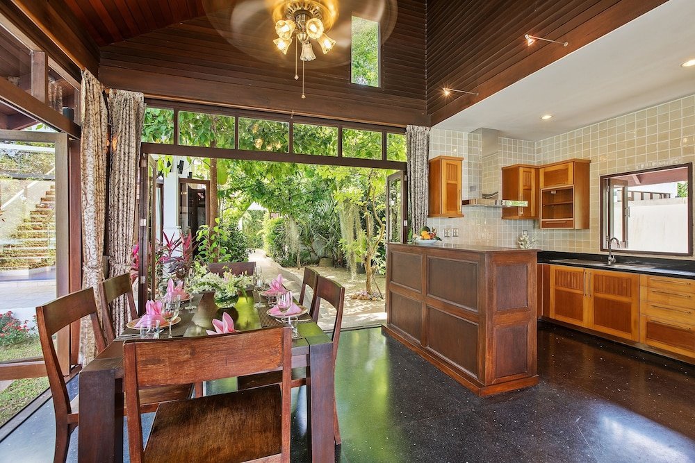 Фото The Emerald Beach Villa 4