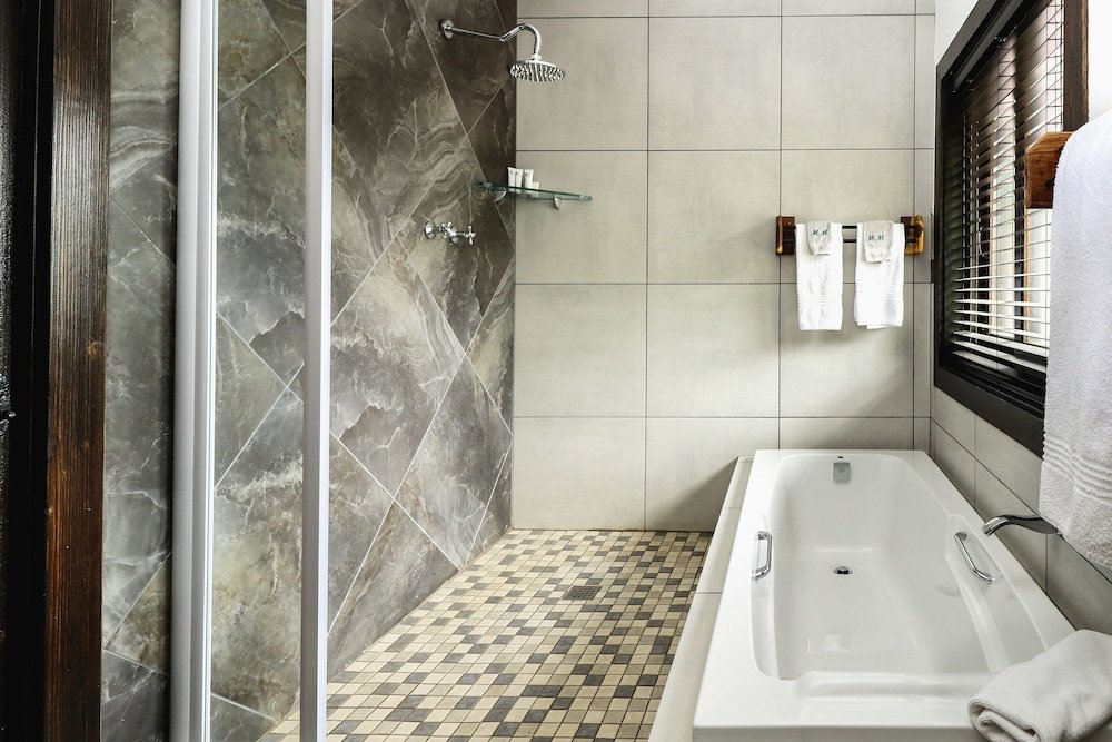 Фото Malachite Manor