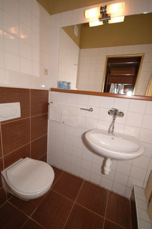 Фото Hotel Cingov