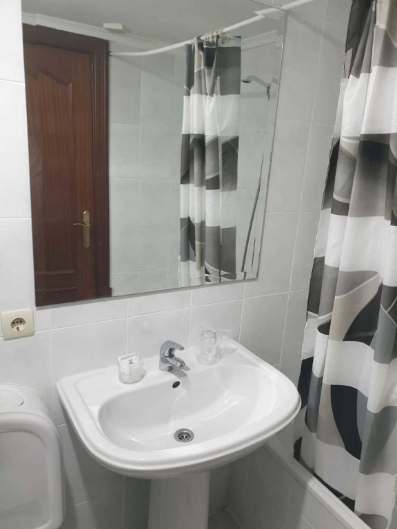 Фото Hostal Algodon