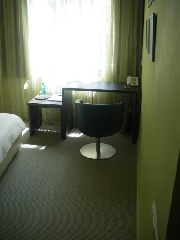 Фото Hotel Amaryllis Veurne