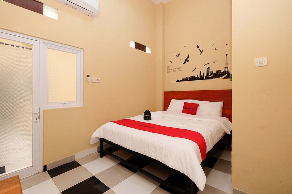 Фото RedDoorz Syariah @ Selomangleng Kediri