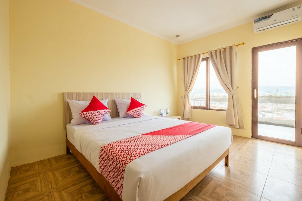 Hotel Oyo 1360 Bumi Makhraja Syariah, Bandung, photo